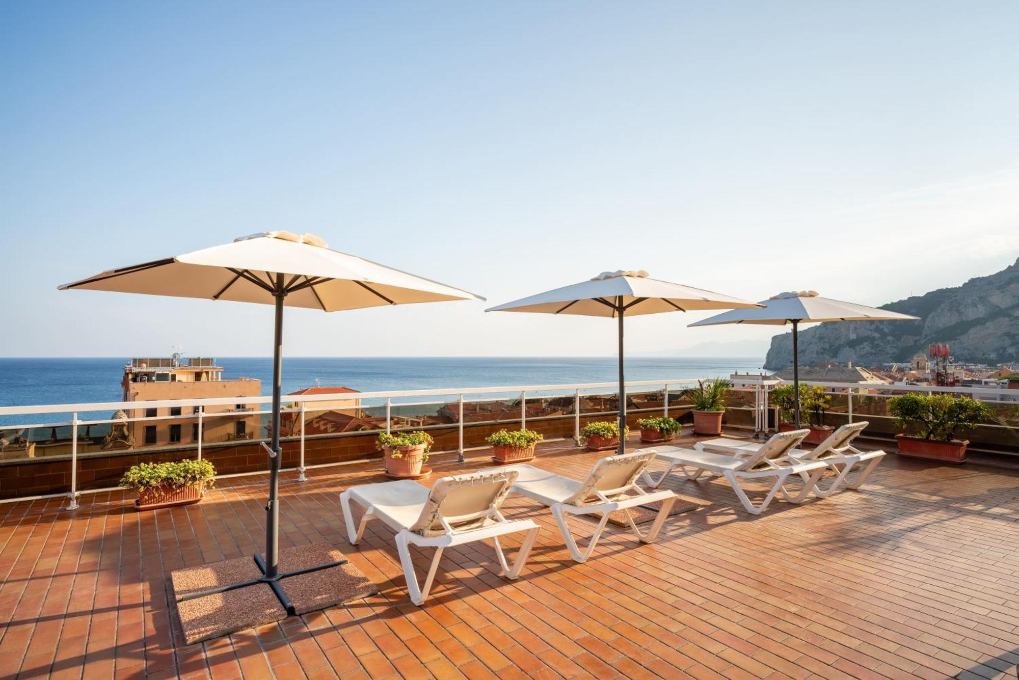 Hotel Careni Villa Italia Фінале-Лігуре Екстер'єр фото