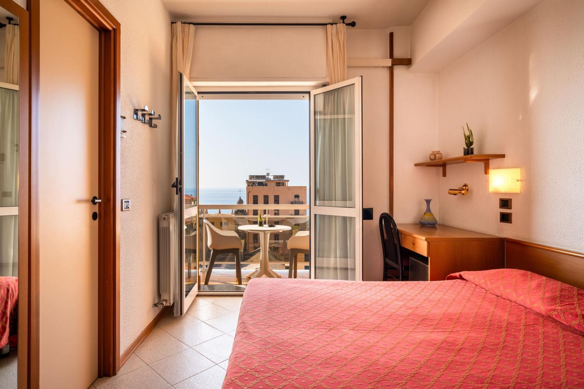 Hotel Careni Villa Italia Фінале-Лігуре Екстер'єр фото