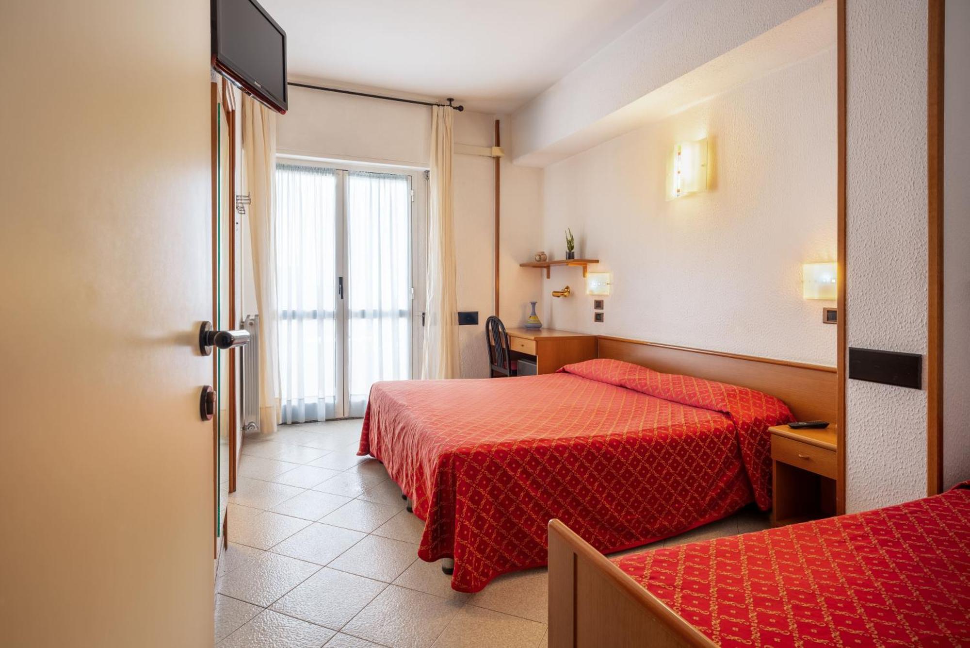 Hotel Careni Villa Italia Фінале-Лігуре Екстер'єр фото