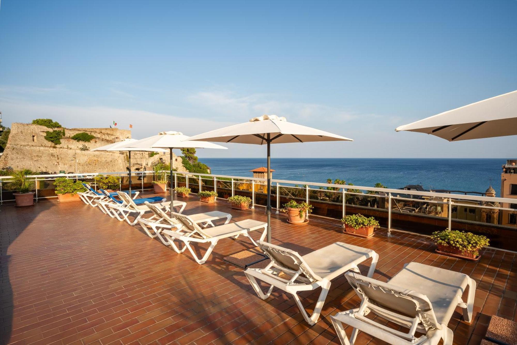 Hotel Careni Villa Italia Фінале-Лігуре Екстер'єр фото